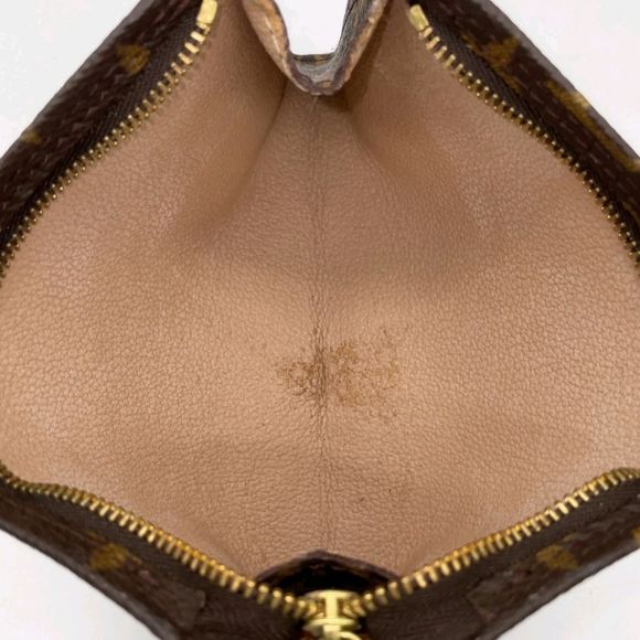 Authentic Louis Vuitton Monogram Pouch!!! - Picture 6 of 15